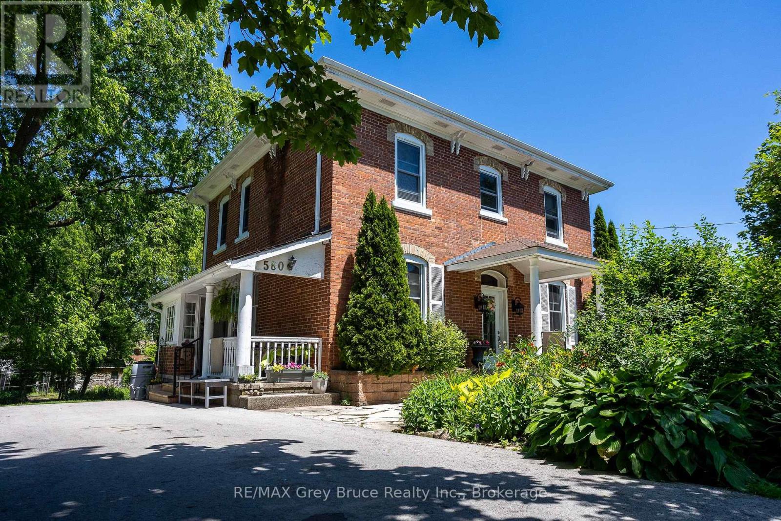 580 23RD STREET W - 48
