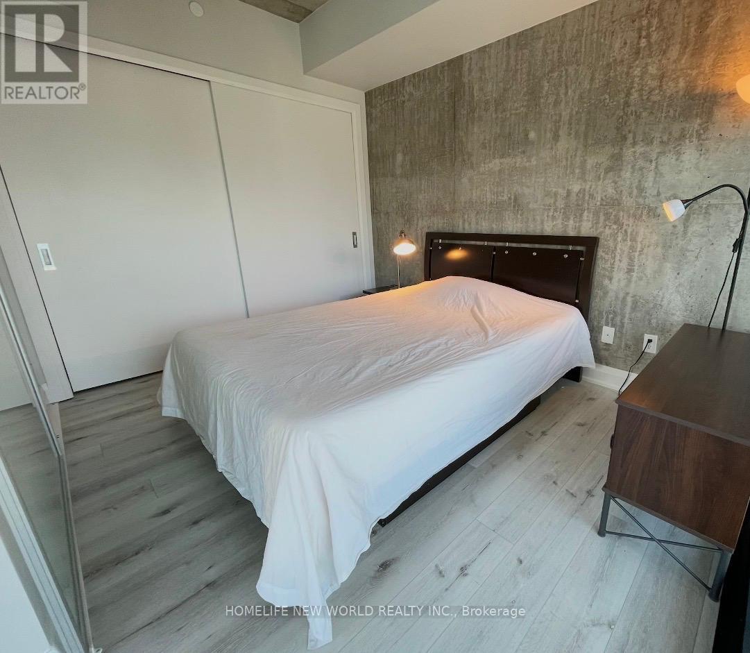 #2703 224 KING STREET W - 11