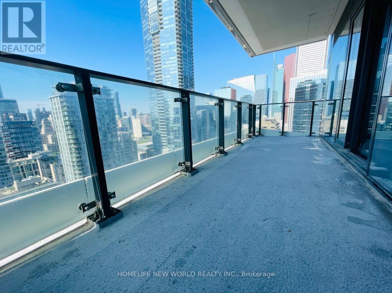 #2703 224 KING STREET W - 17