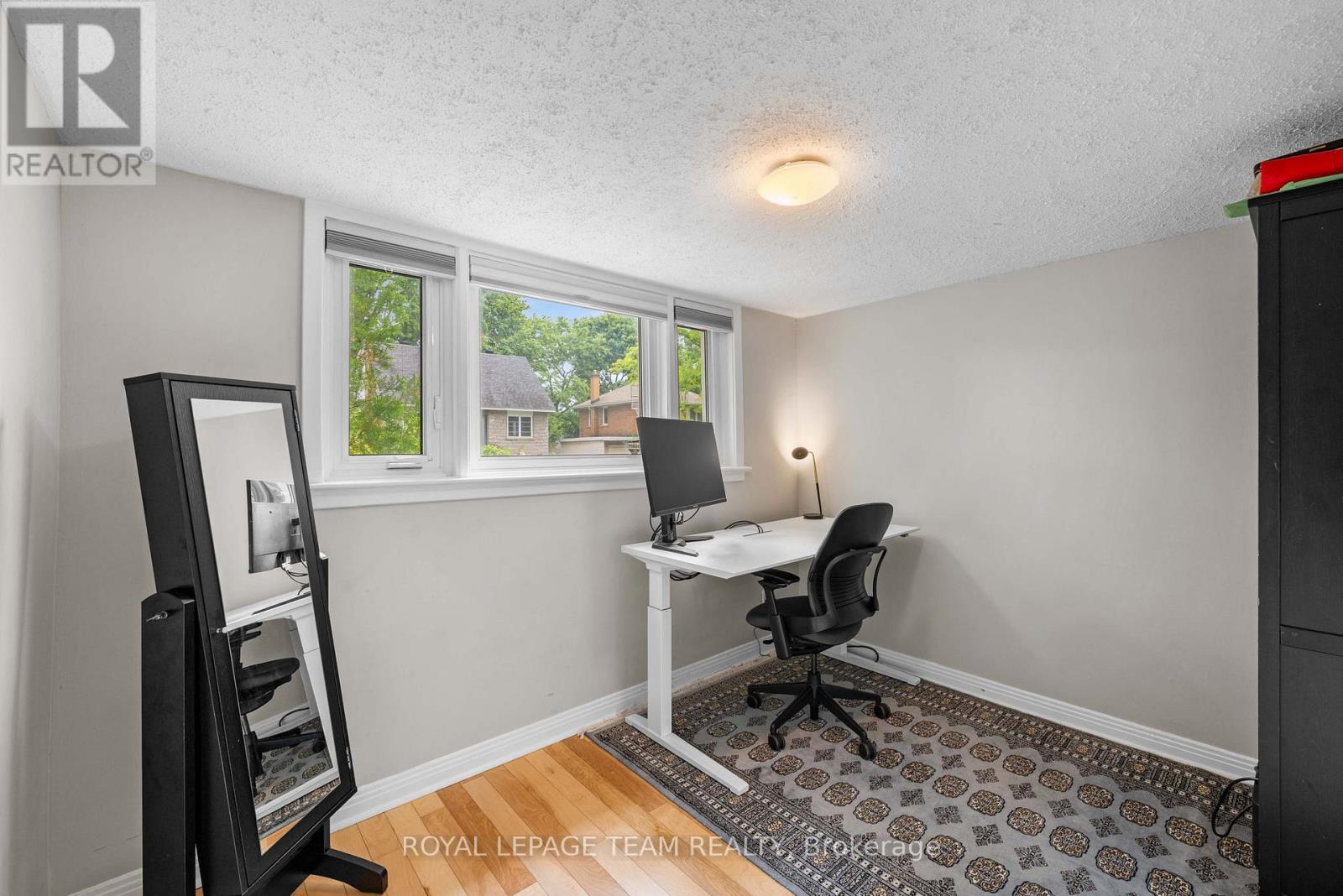 5 Bed, 3 Bath House for Sale in Ottawa – 631 COURTENAY AVENUE, Ottawa – MLS# X13470792 - Image 24