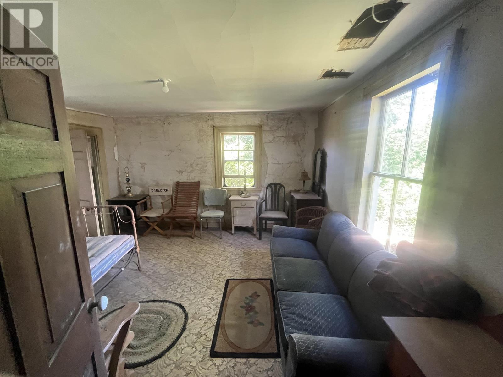 645 Leonard Road - 10