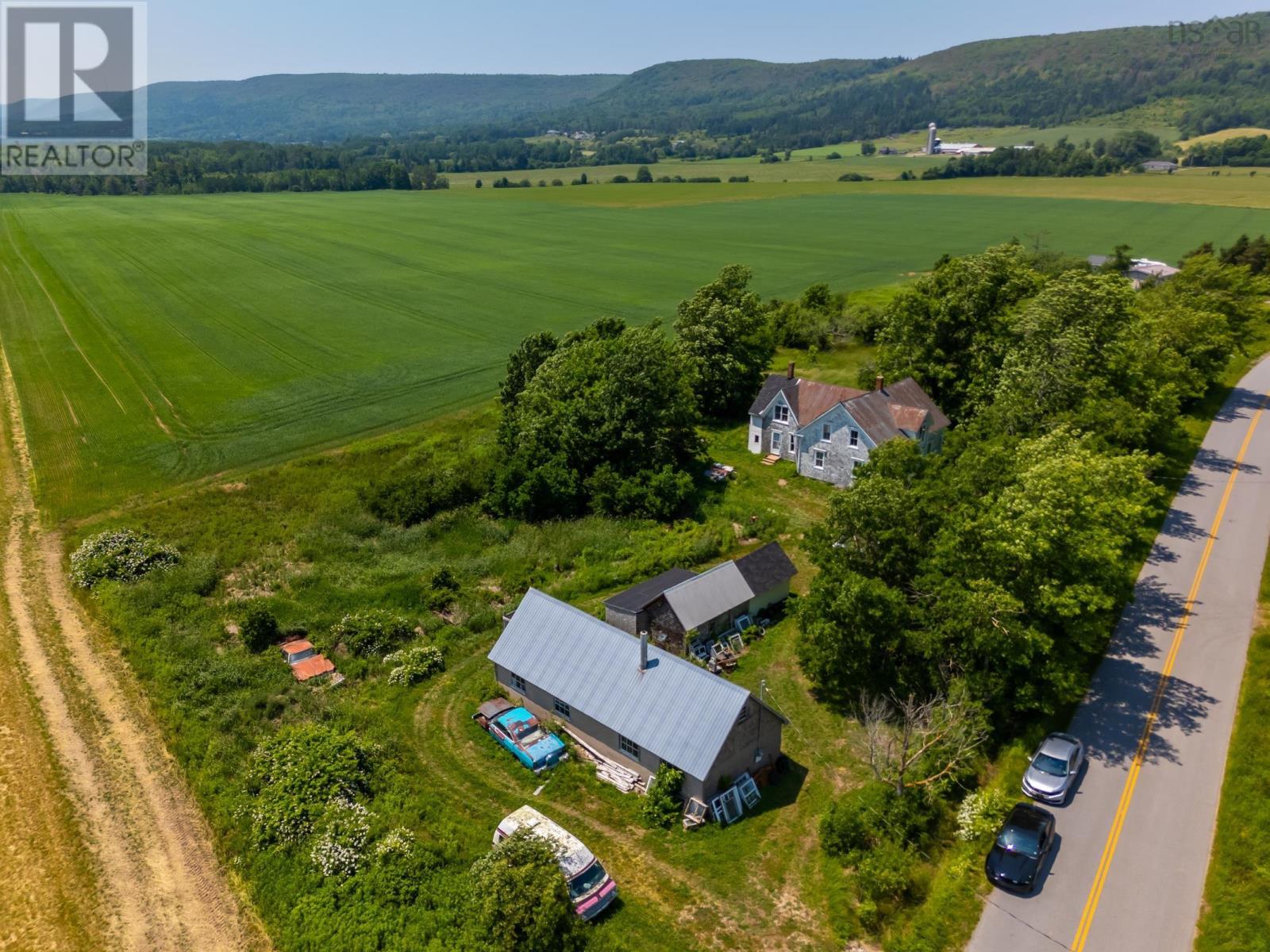 645 Leonard Road - 42