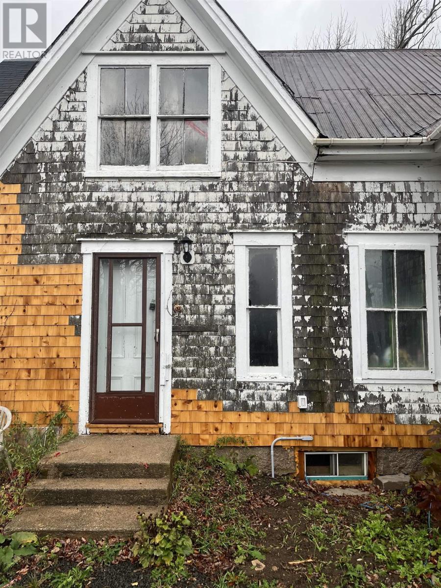 645 Leonard Road - 49