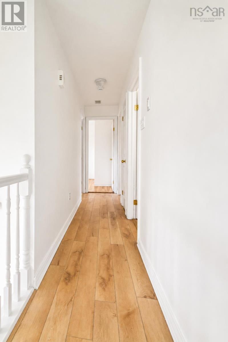 Property 25 of 45 of 1030 Club Crescent ,New Minas