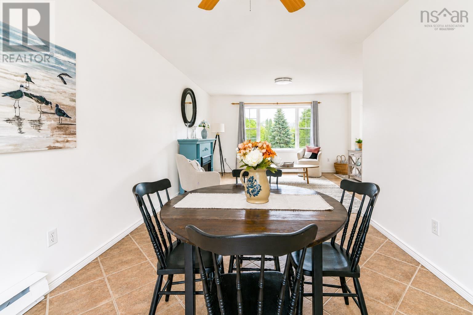 Property 18 of 45 of 1030 Club Crescent ,New Minas