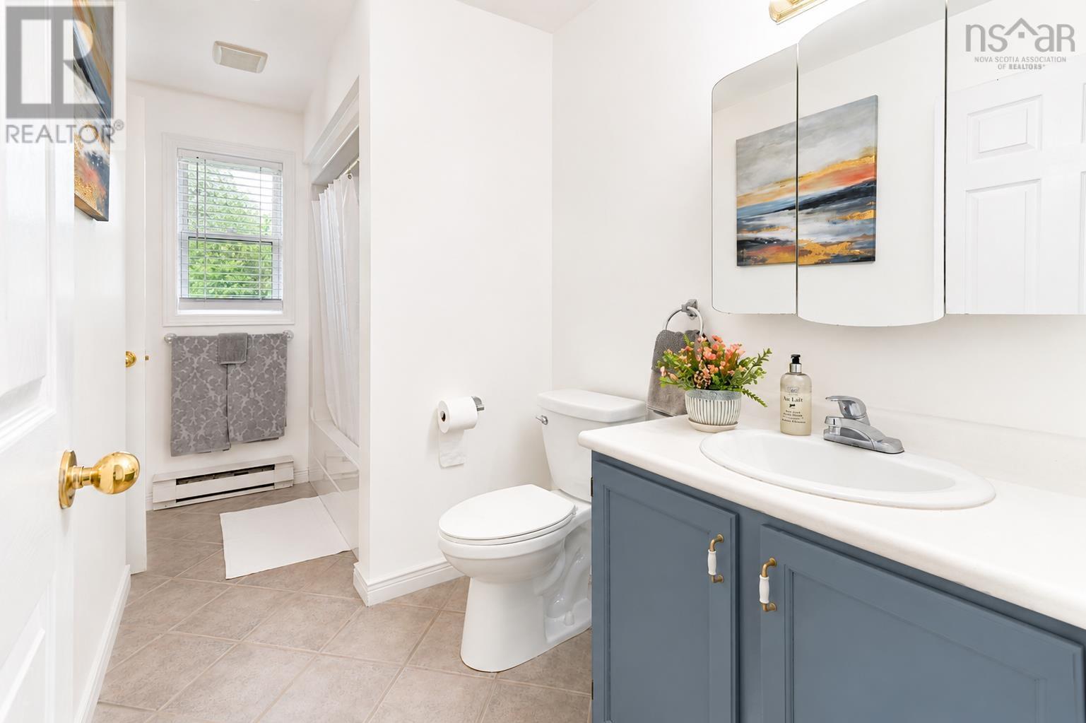 Property 26 of 45 of 1030 Club Crescent ,New Minas
