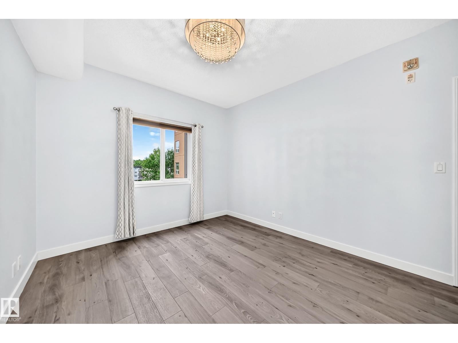 #319 10235 112 ST NW — photo 18