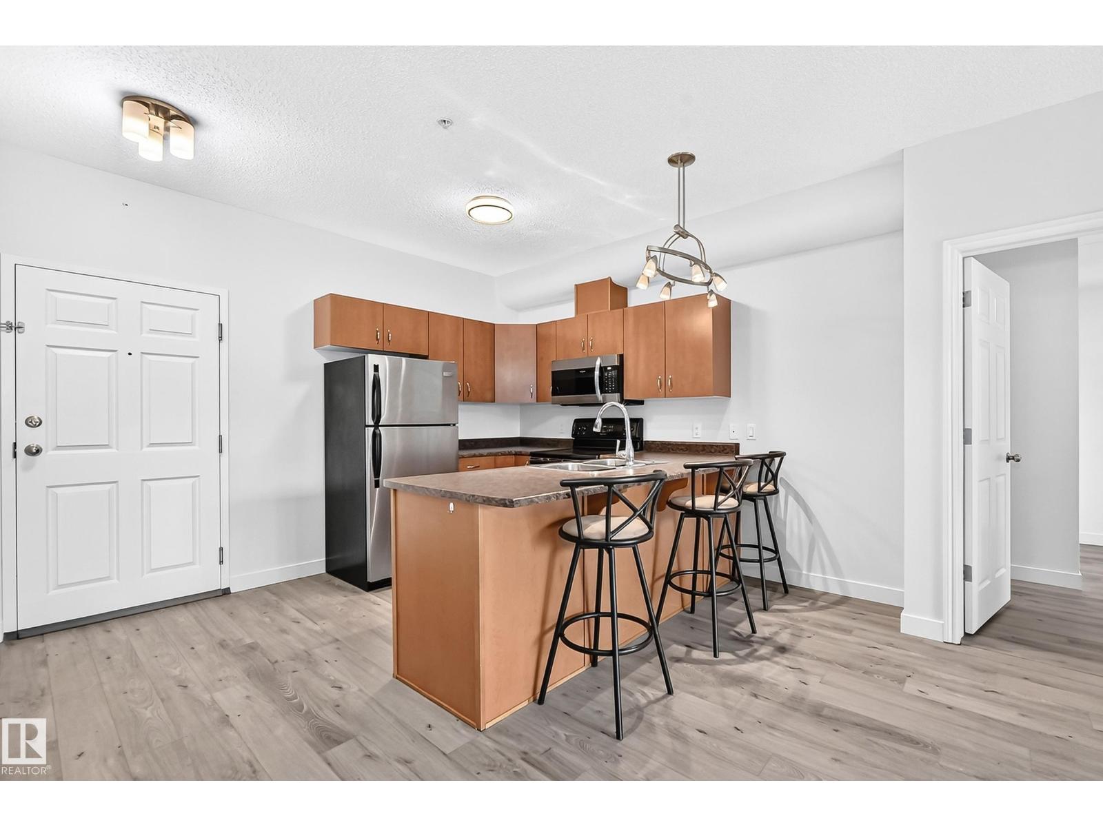 #319 10235 112 ST NW - photo 3