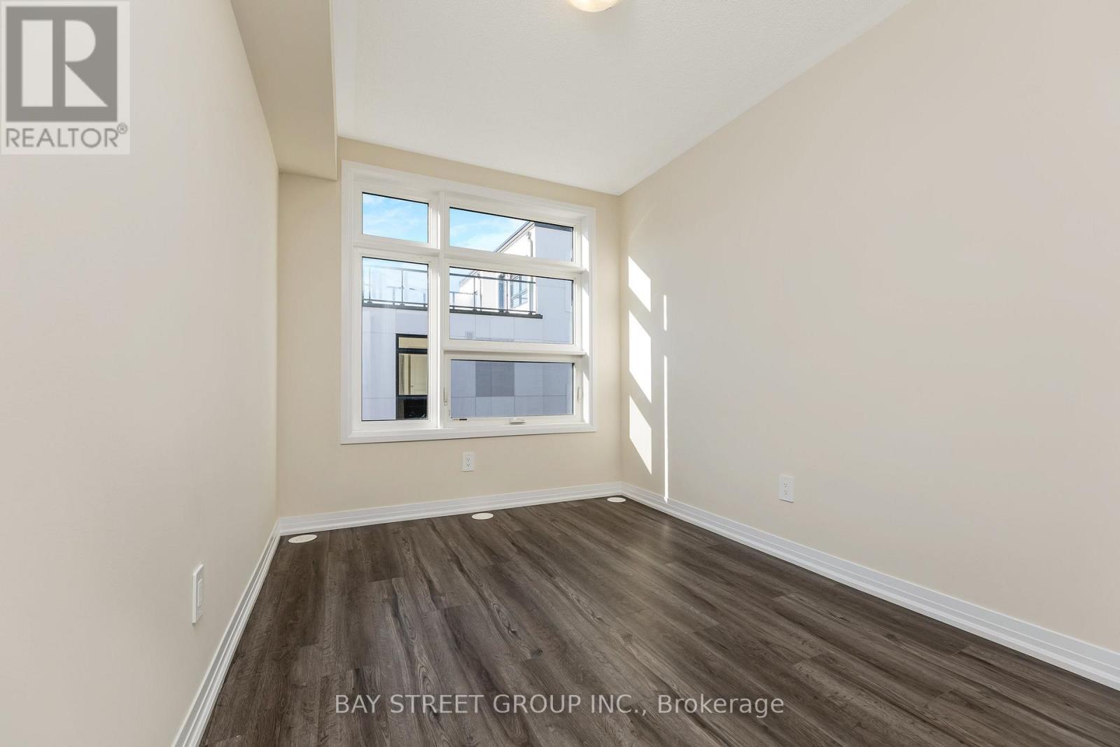 #111 1573 ROSE WAY - 15