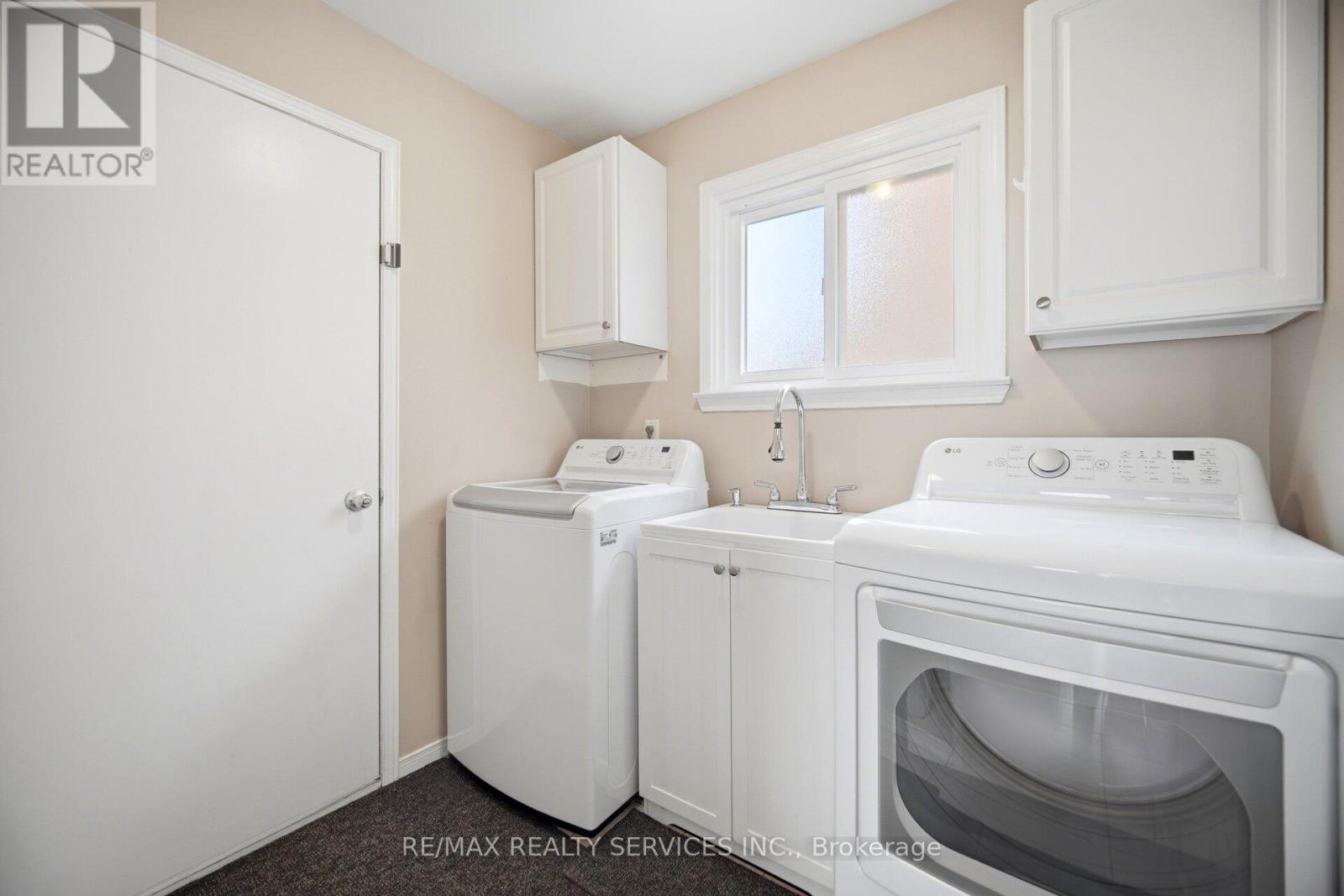 10 MEADOW BUSH COURT - 22