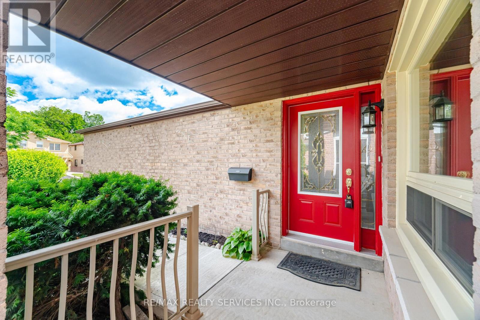 10 MEADOW BUSH COURT - 6