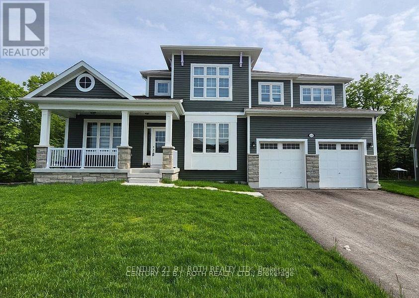 22 DYER CRESCENT - 1