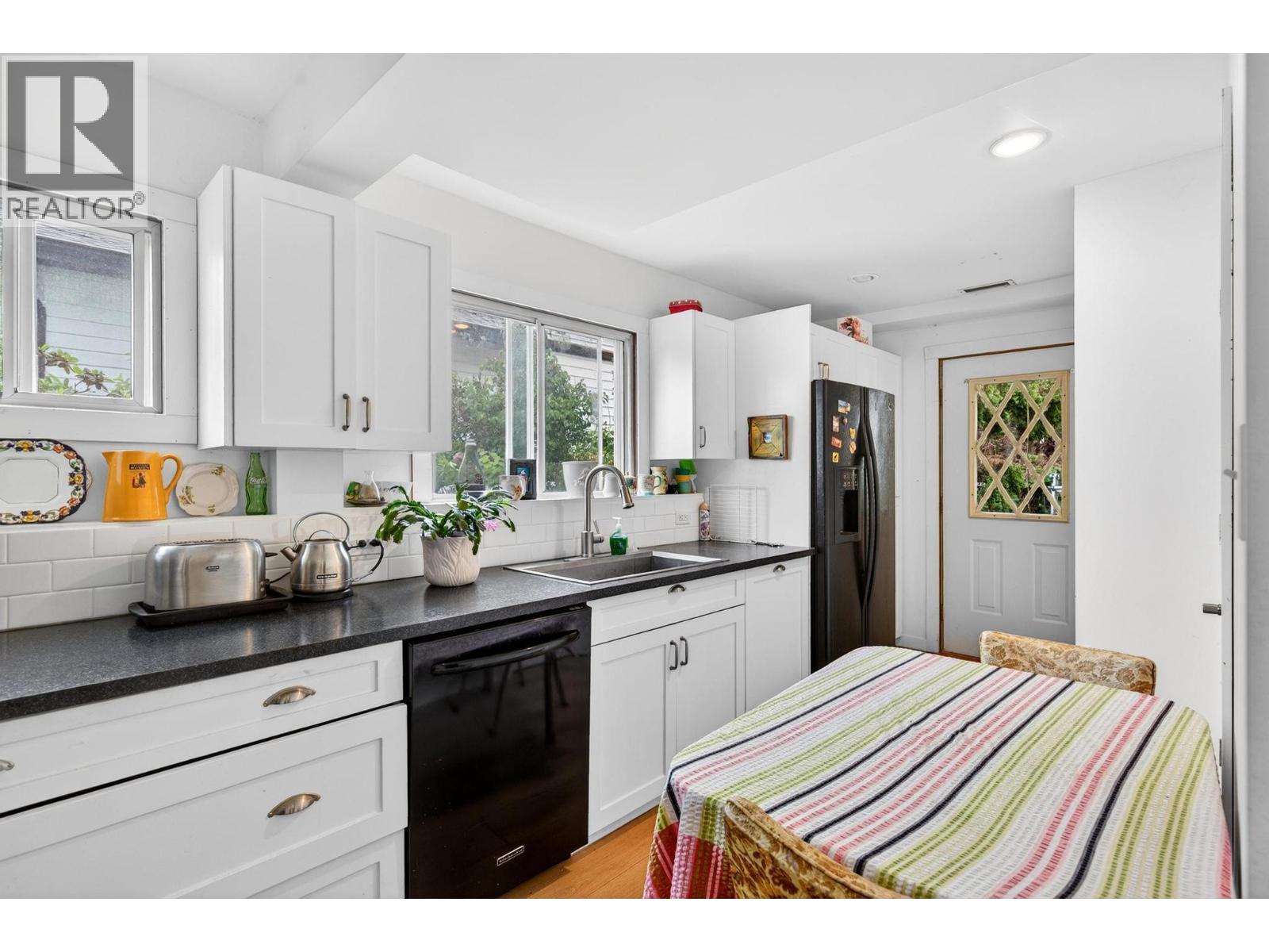 5957 Turner Avenue - 19