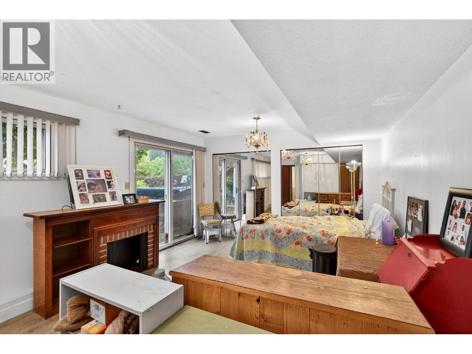 5957 Turner Avenue - 26