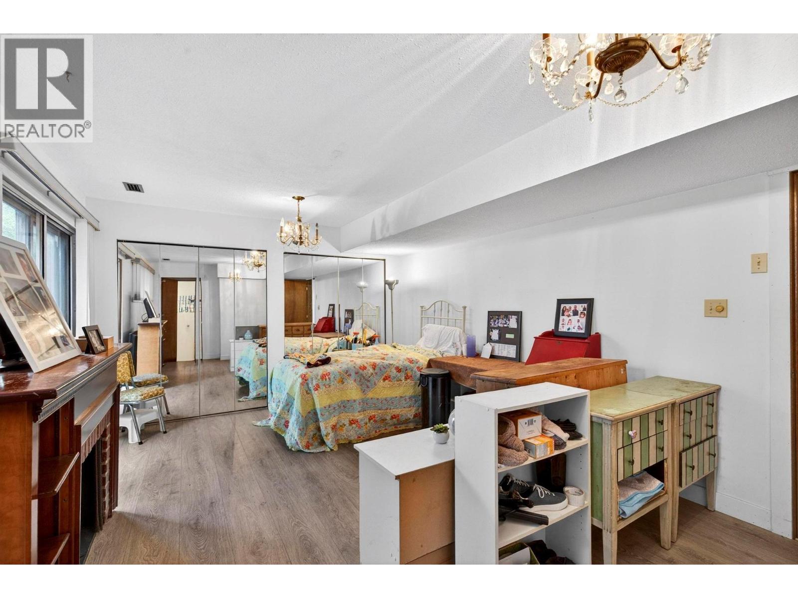 5957 Turner Avenue - 25