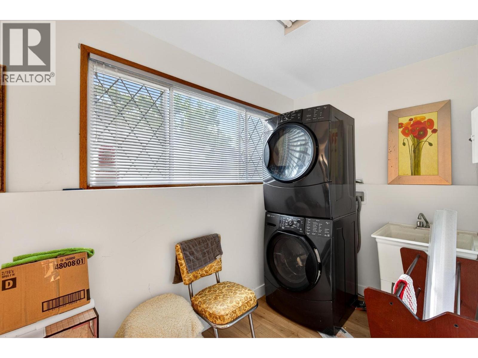5957 Turner Avenue - 24