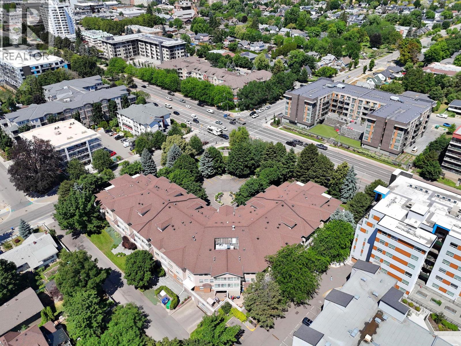 101 933 Harvey Avenue, Kelowna