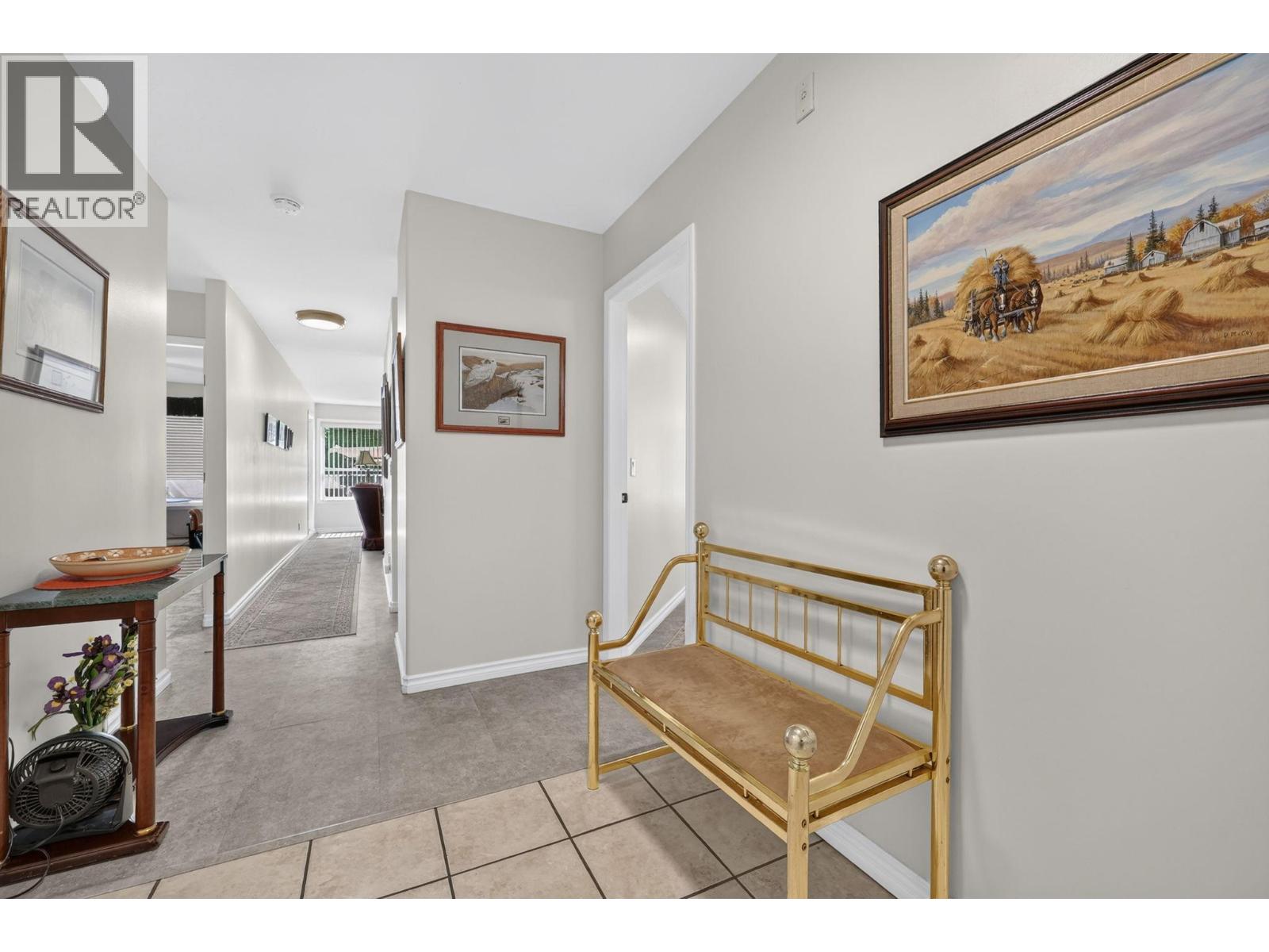 101 933 Harvey Avenue, Kelowna