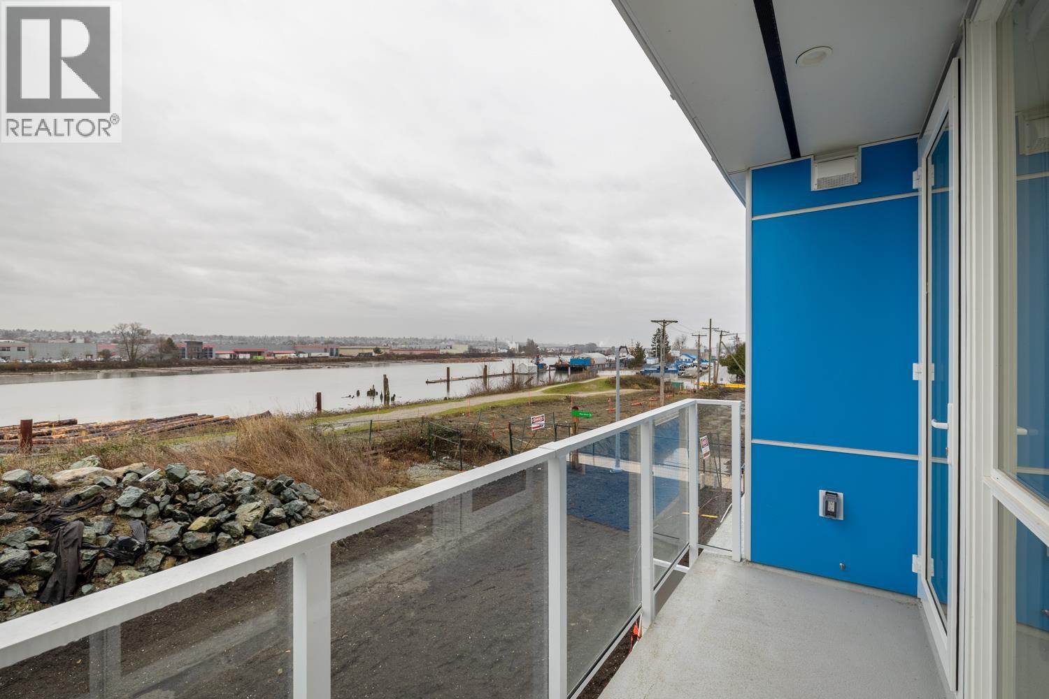 #20-10333 RIVER Drive, Richmond