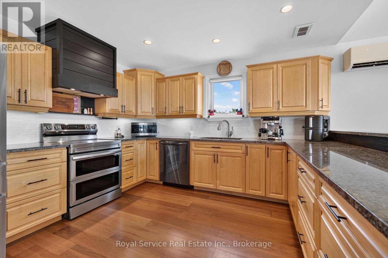 1022 PALACE ROAD - Image 19