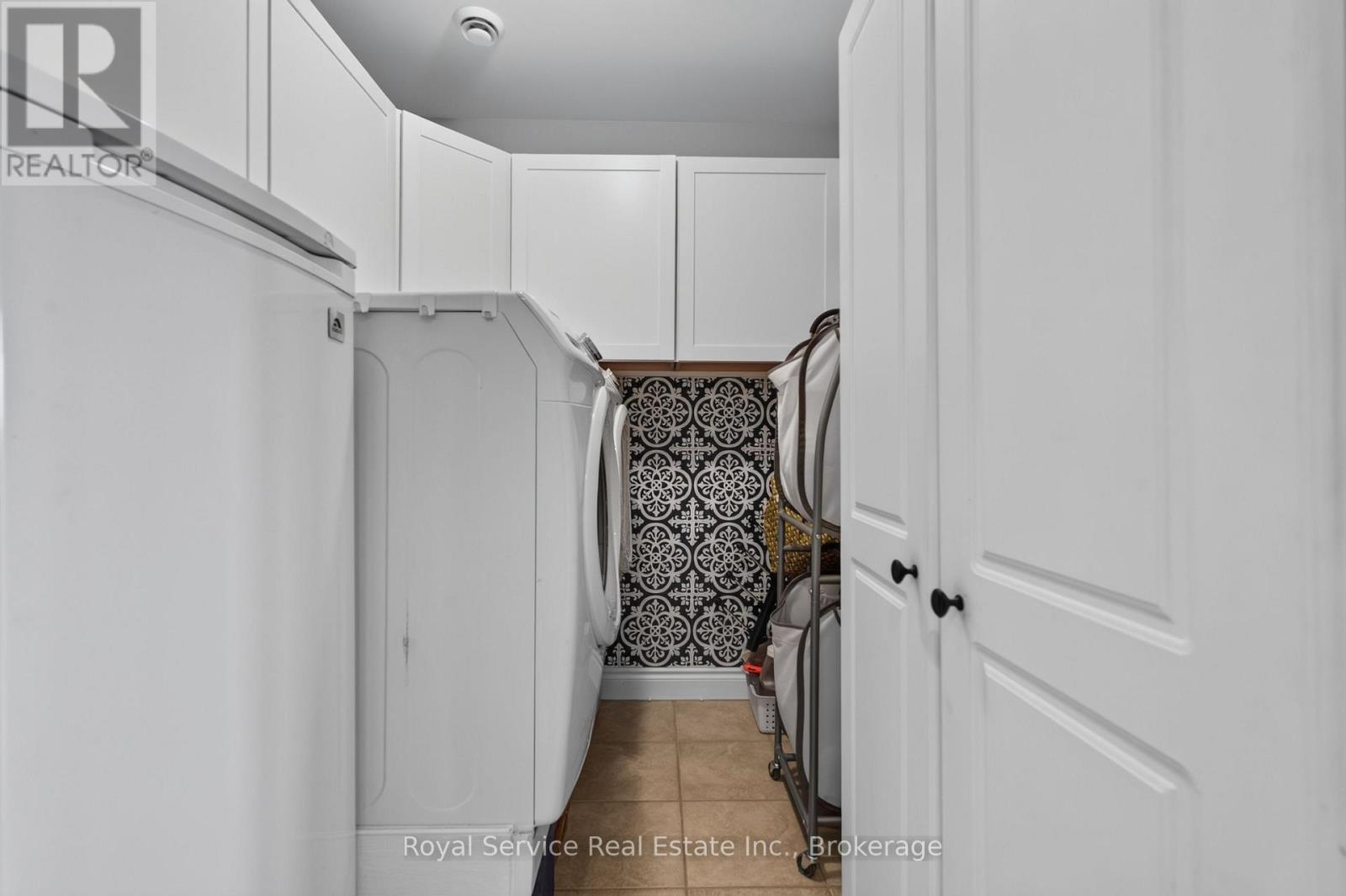 1022 PALACE ROAD - Image 27