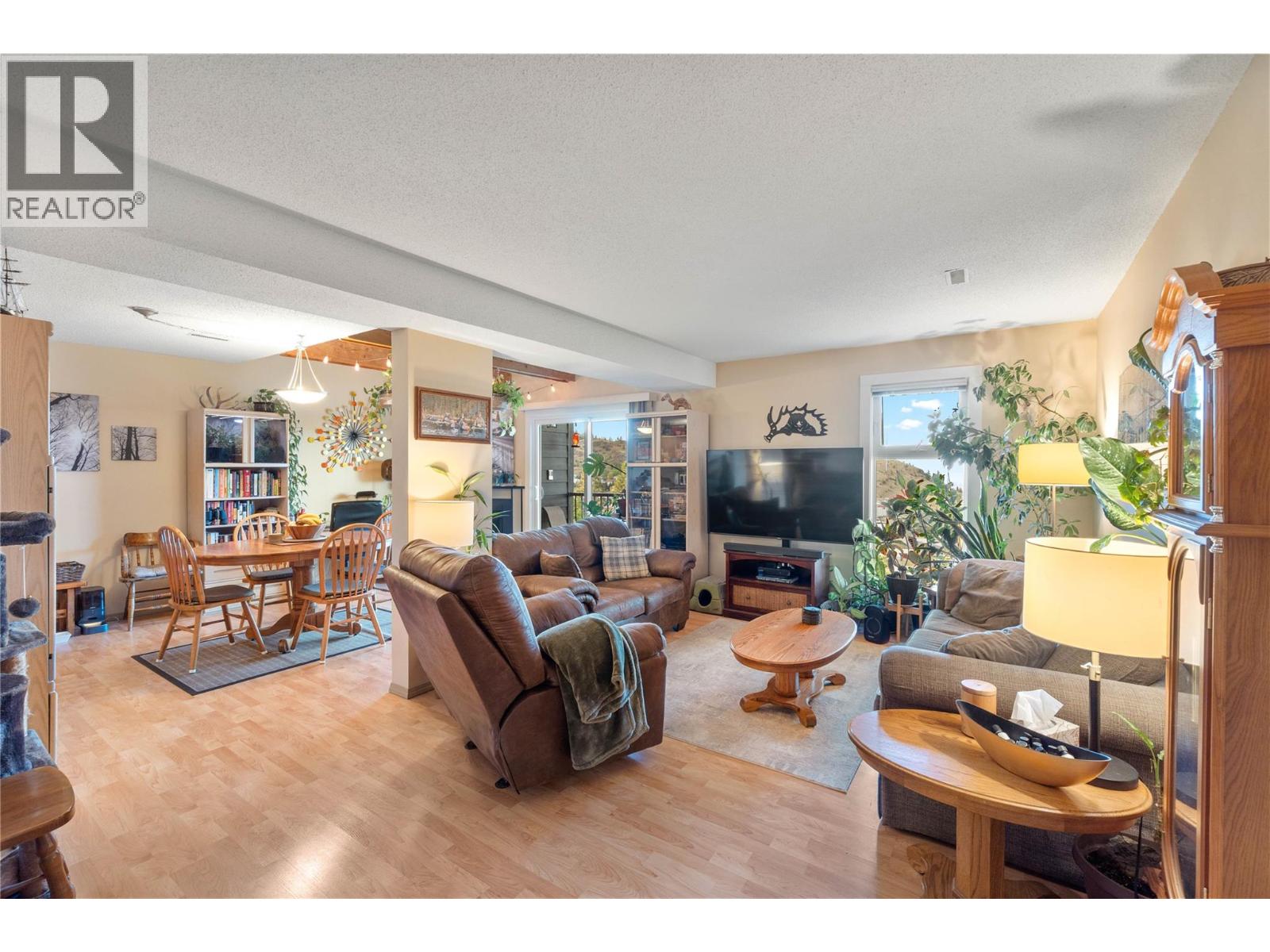 #38 1221 HUGH ALLAN Drive - 2