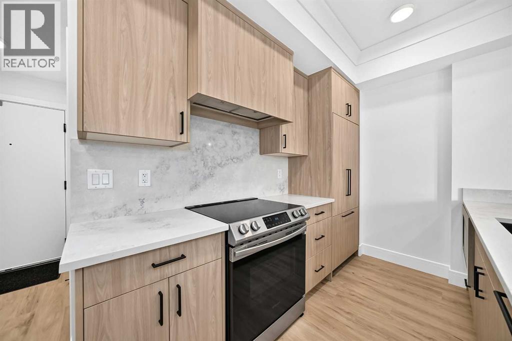 208, 370 Dieppe Drive SW Drive — photo 8