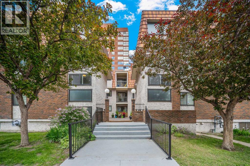 #205 305 25 Avenue SW - 1