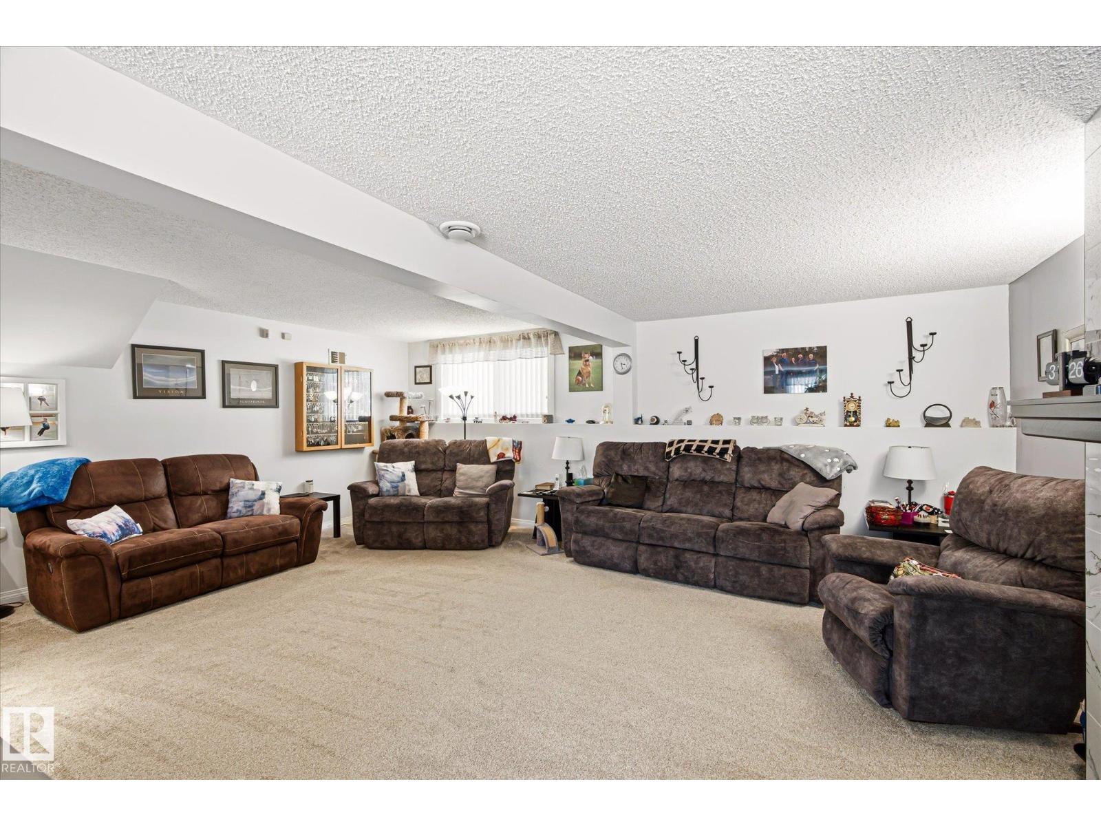 13415 118 AV NW — photo 24