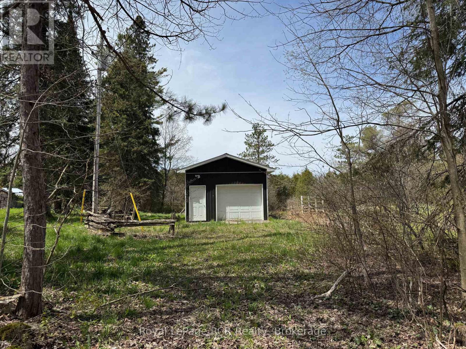 600457 50 SIDE ROAD - 8