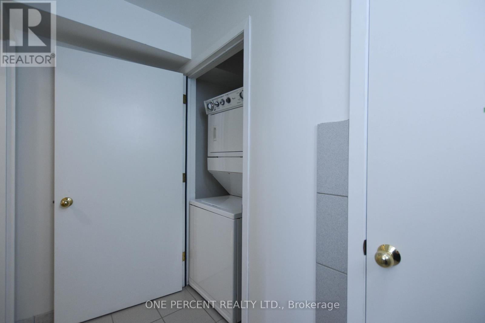 204 SHEPPARD AVENUE W - 22