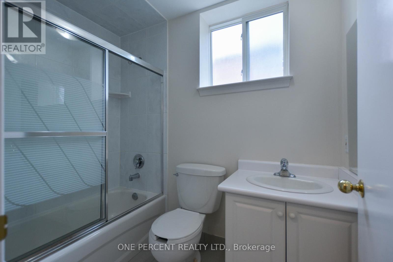 204 SHEPPARD AVENUE W - 28