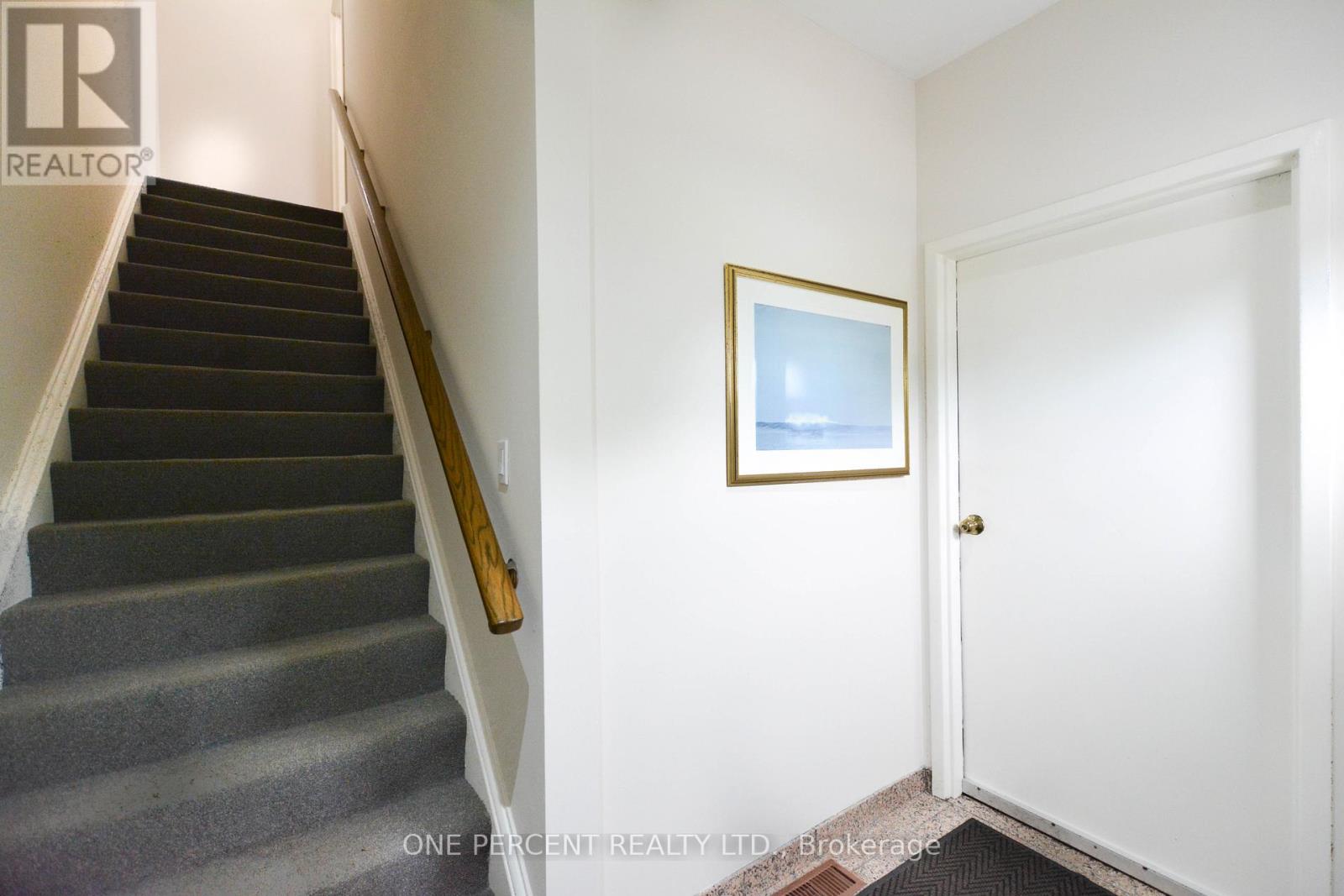 204 SHEPPARD AVENUE W - 5