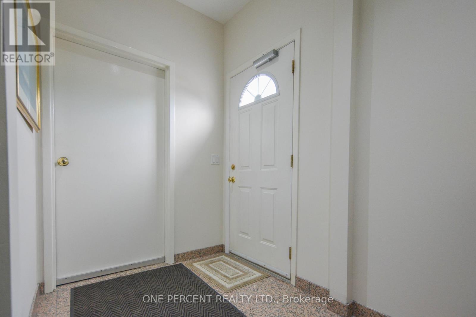 204 SHEPPARD AVENUE W - 6