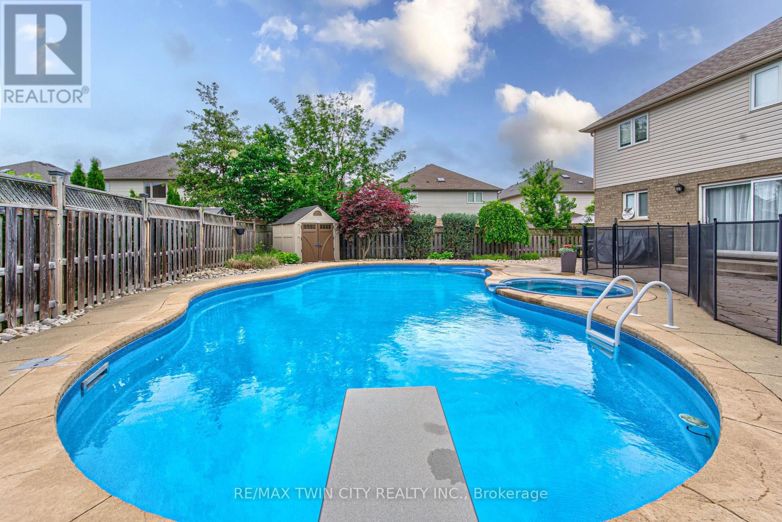21 WEST TREE DRIVE - 42