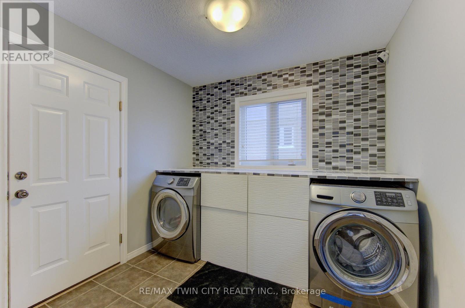 21 WEST TREE DRIVE - 8