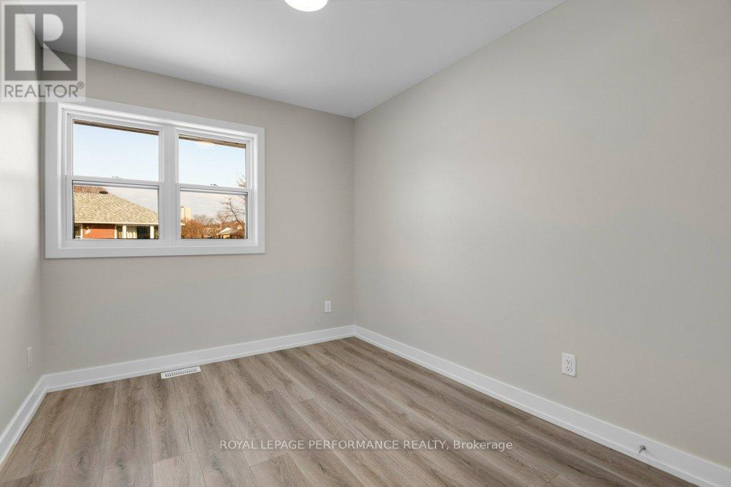 3 Bed, 1 Bath House for Sale in Ottawa – 624 CLARKE AVENUE, Ottawa – MLS# X13461858 - Image 18