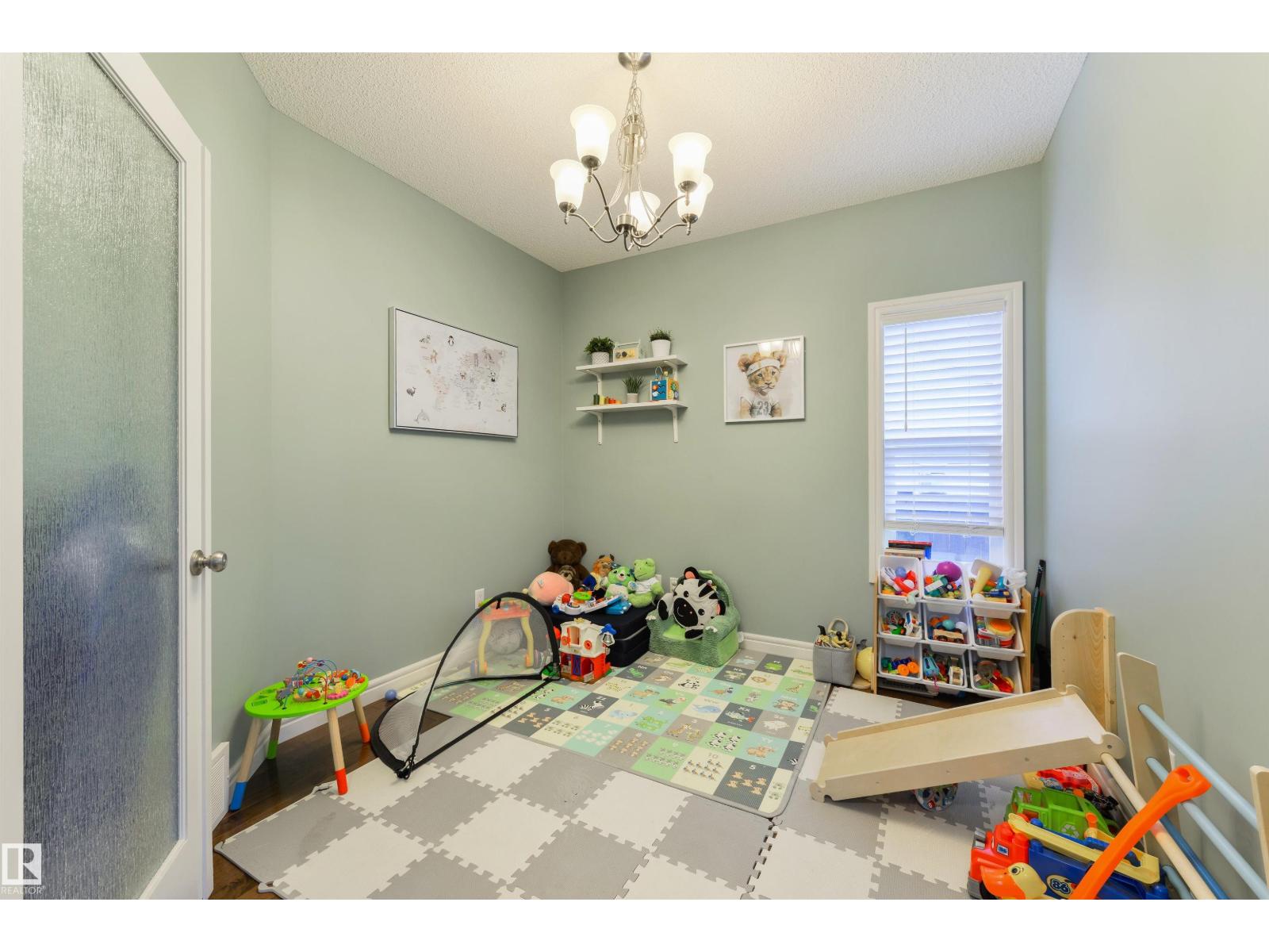 1375 113 ST SW - 17
