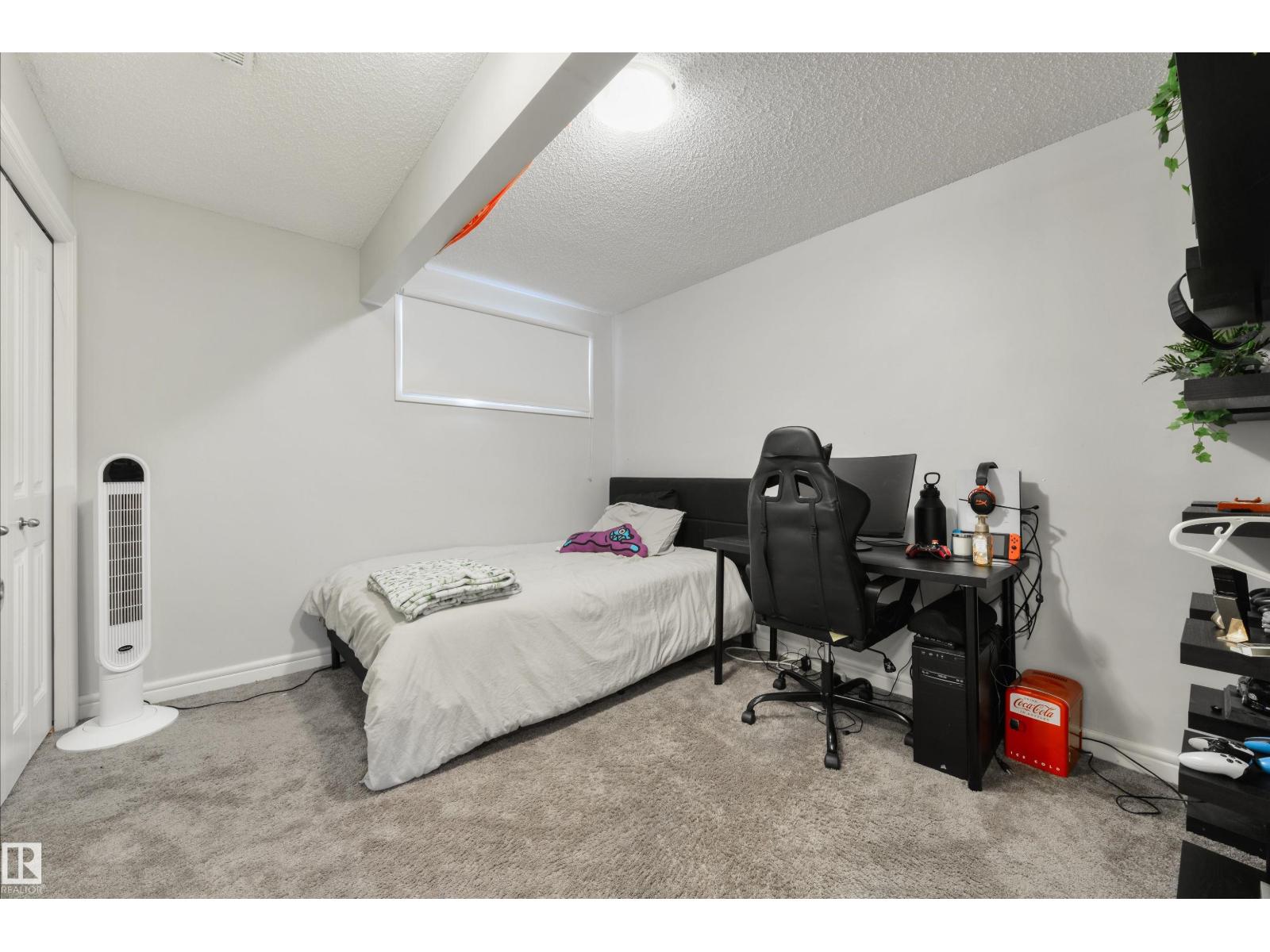 1375 113 ST SW - 40