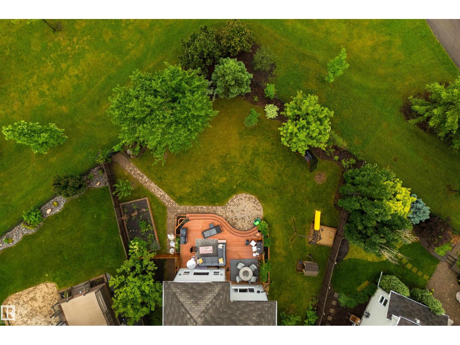 1375 113 ST SW - 52