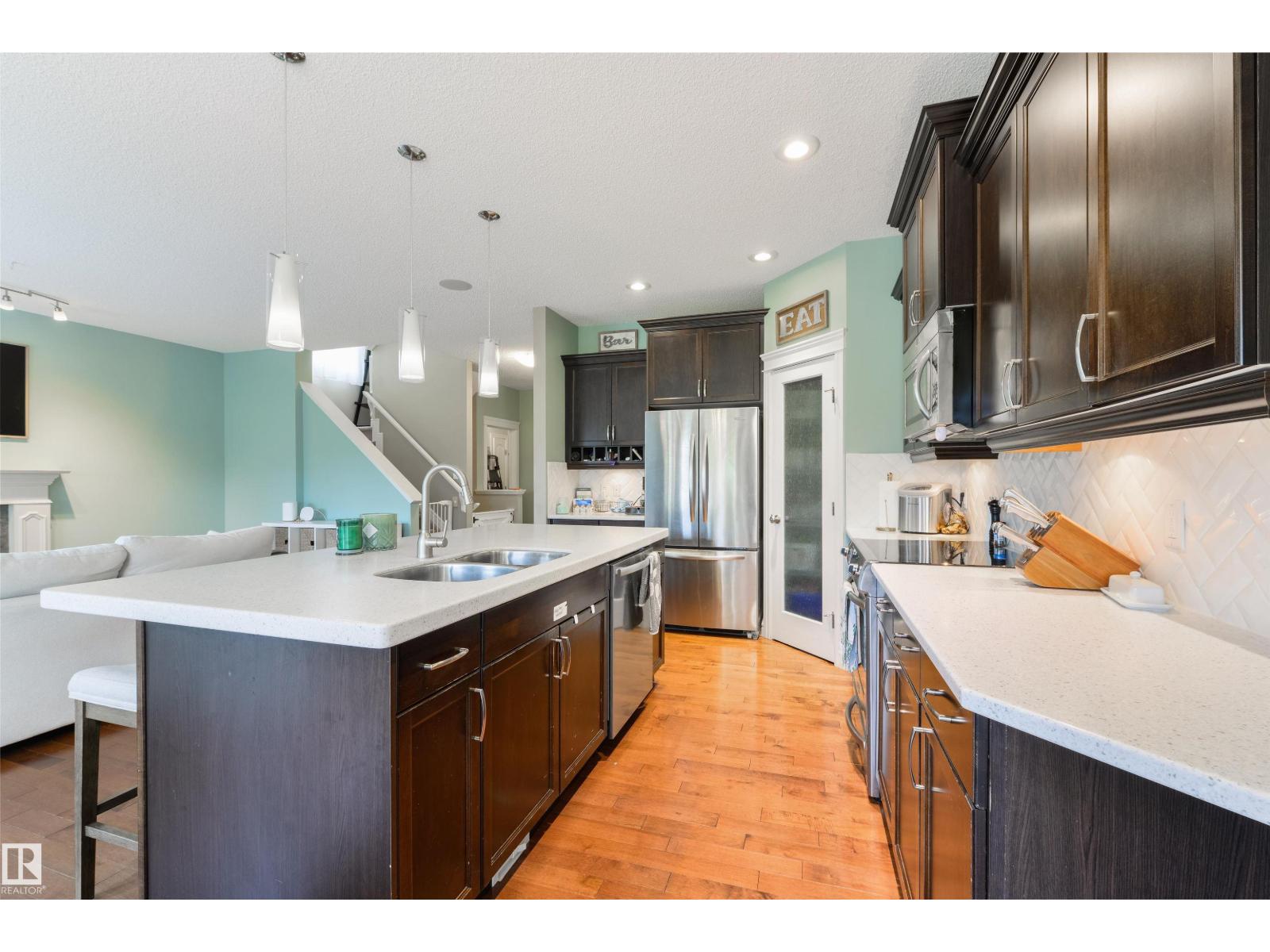 1375 113 ST SW - 13