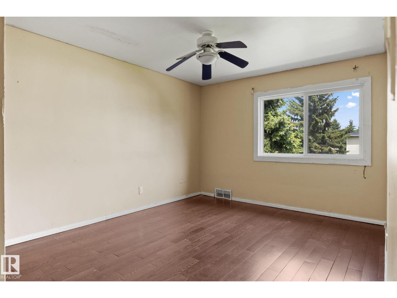 #110 12988 122B AV NW - photo 2