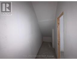 6 - 200 Dissette Street, Bradford West Gwillimbury, ON M3Z3G8 Photo 8