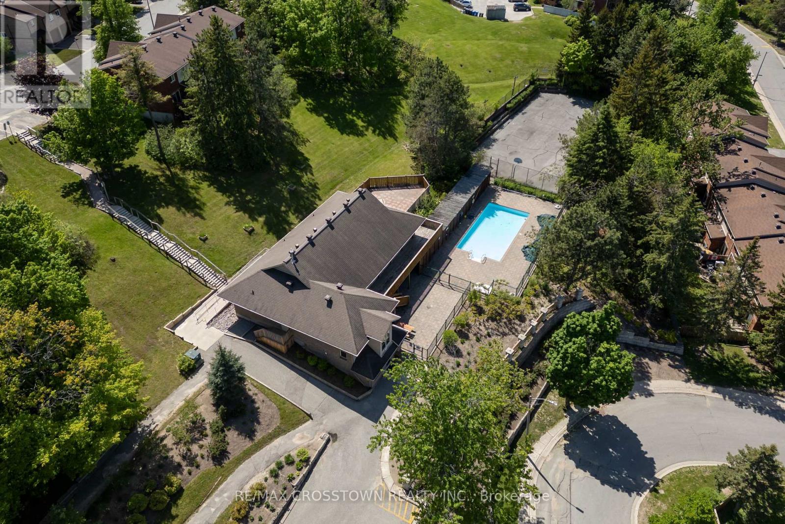 #303 1 QUAIL CRESCENT - 3