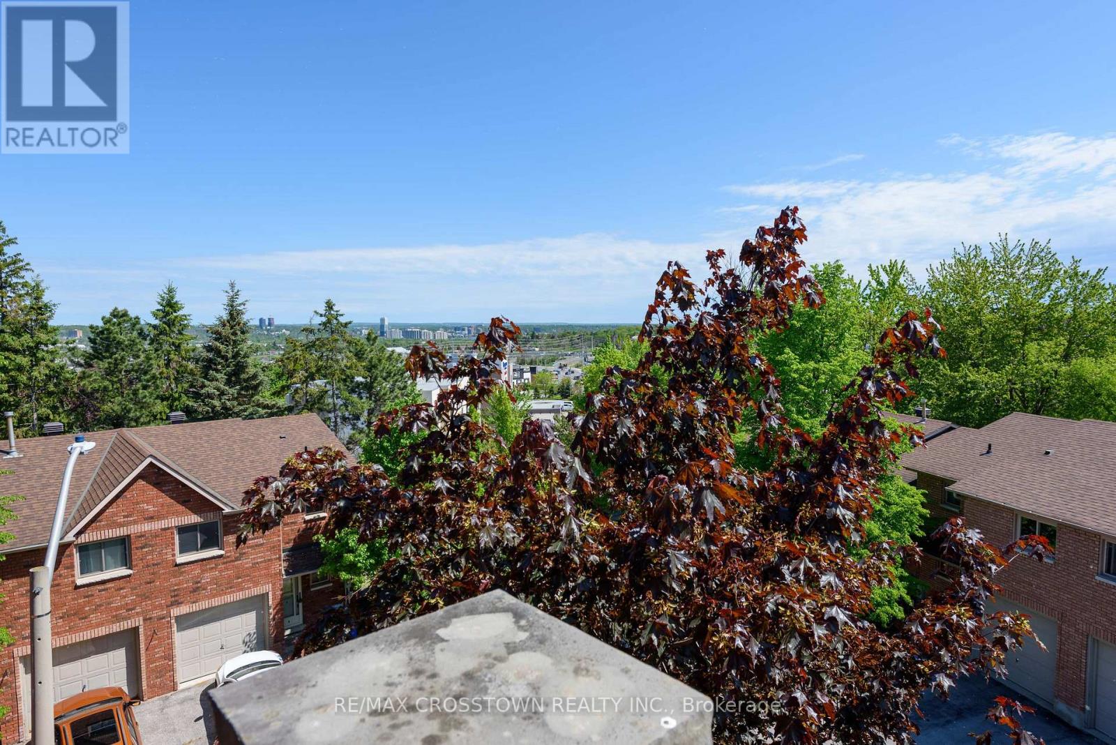 #303 1 QUAIL CRESCENT - 33