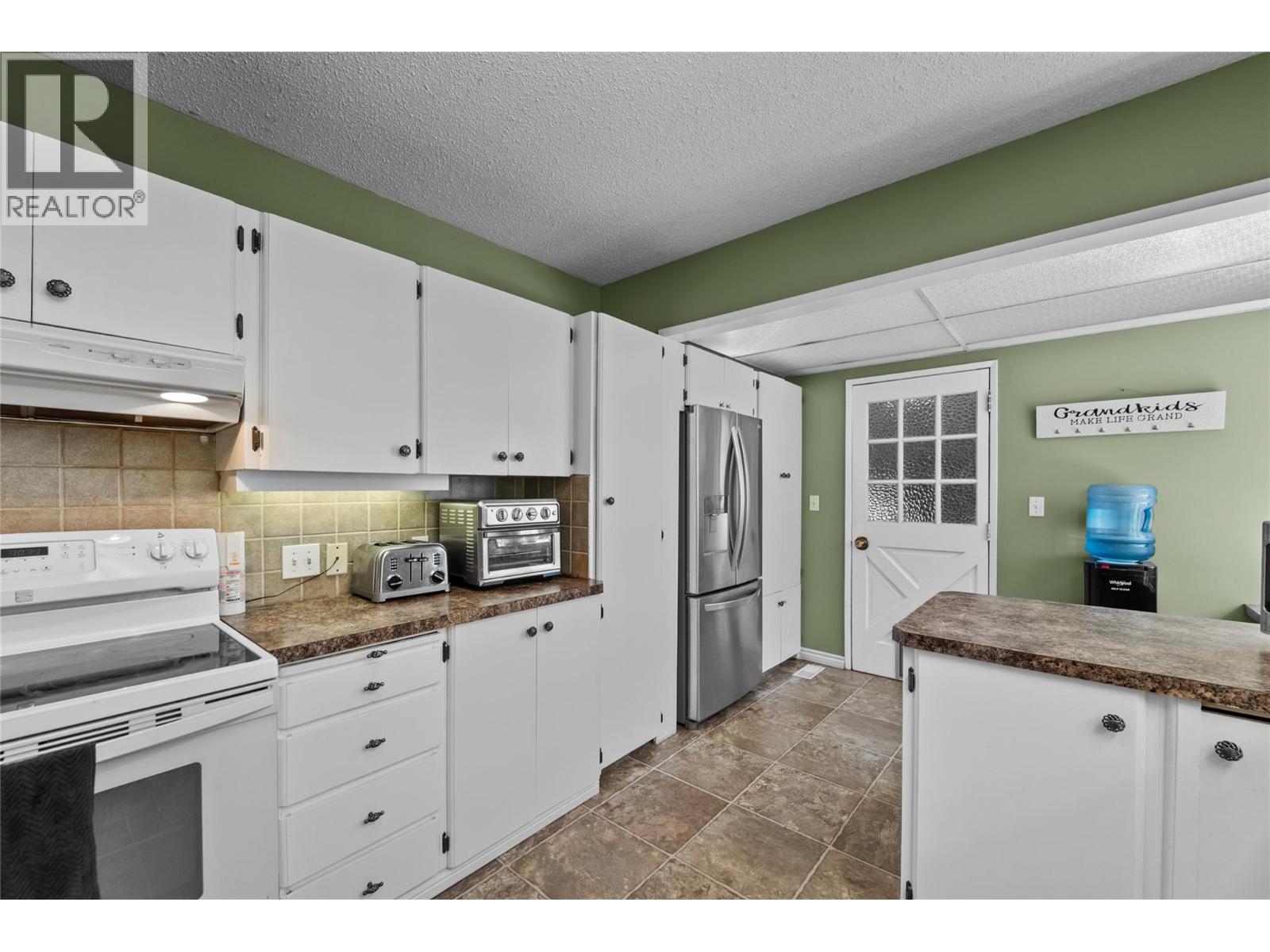 6860 Watson Drive W - Image 17