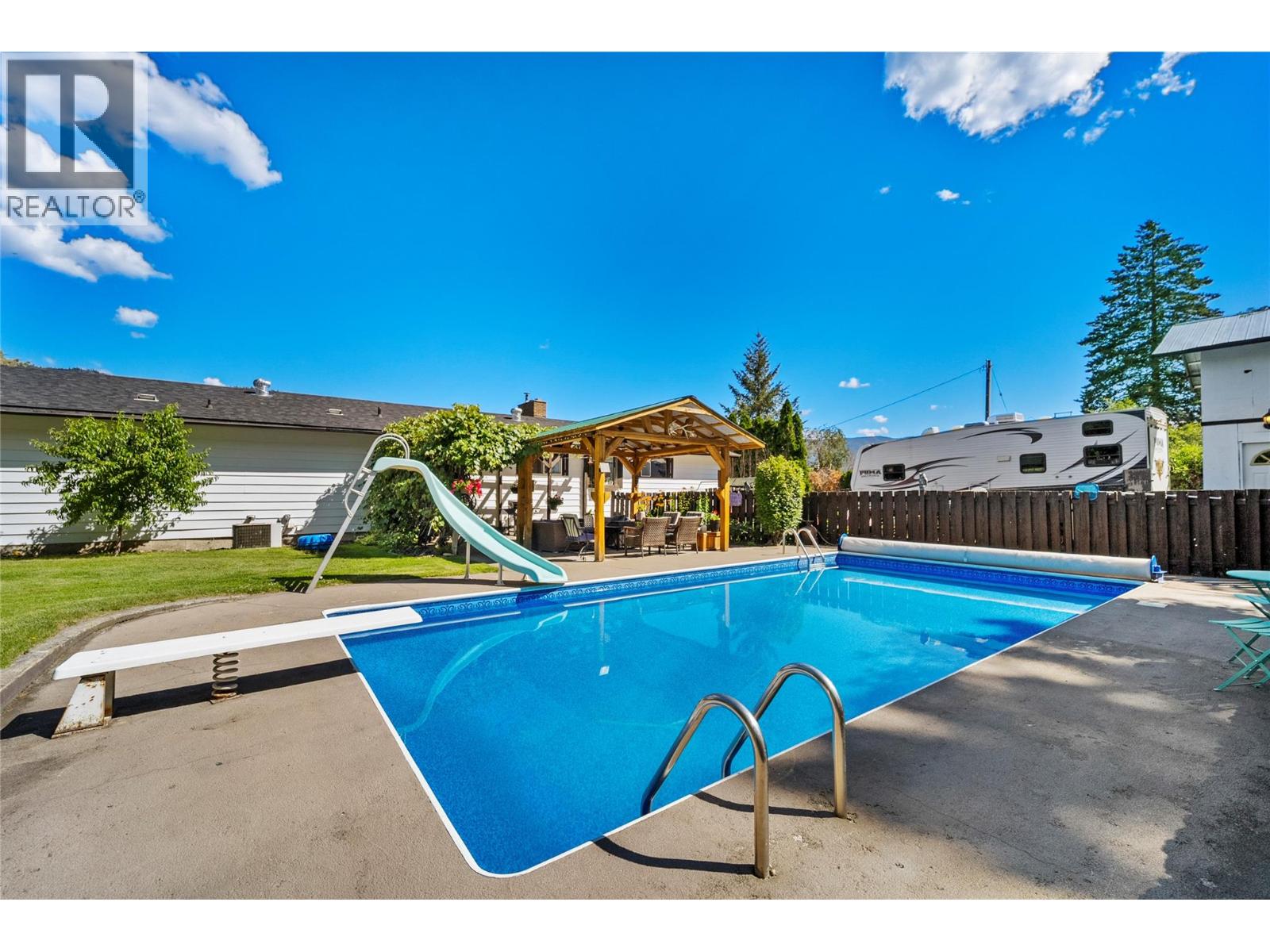 6860 Watson Drive W - Image 30