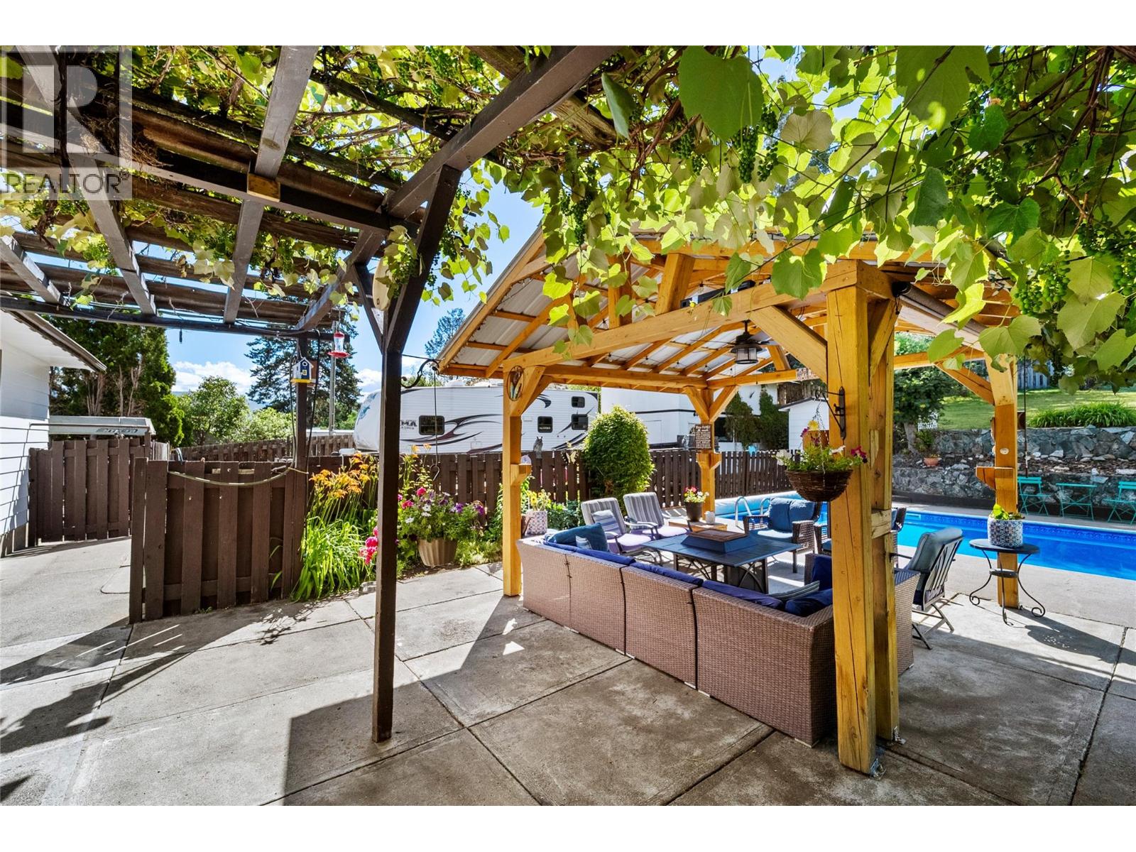 6860 Watson Drive W - Image 36