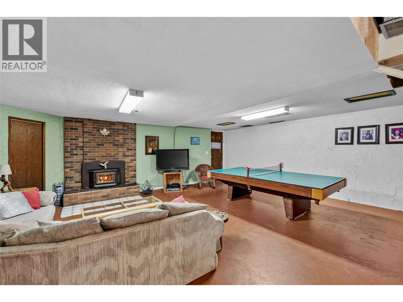 6860 Watson Drive W - Image 43