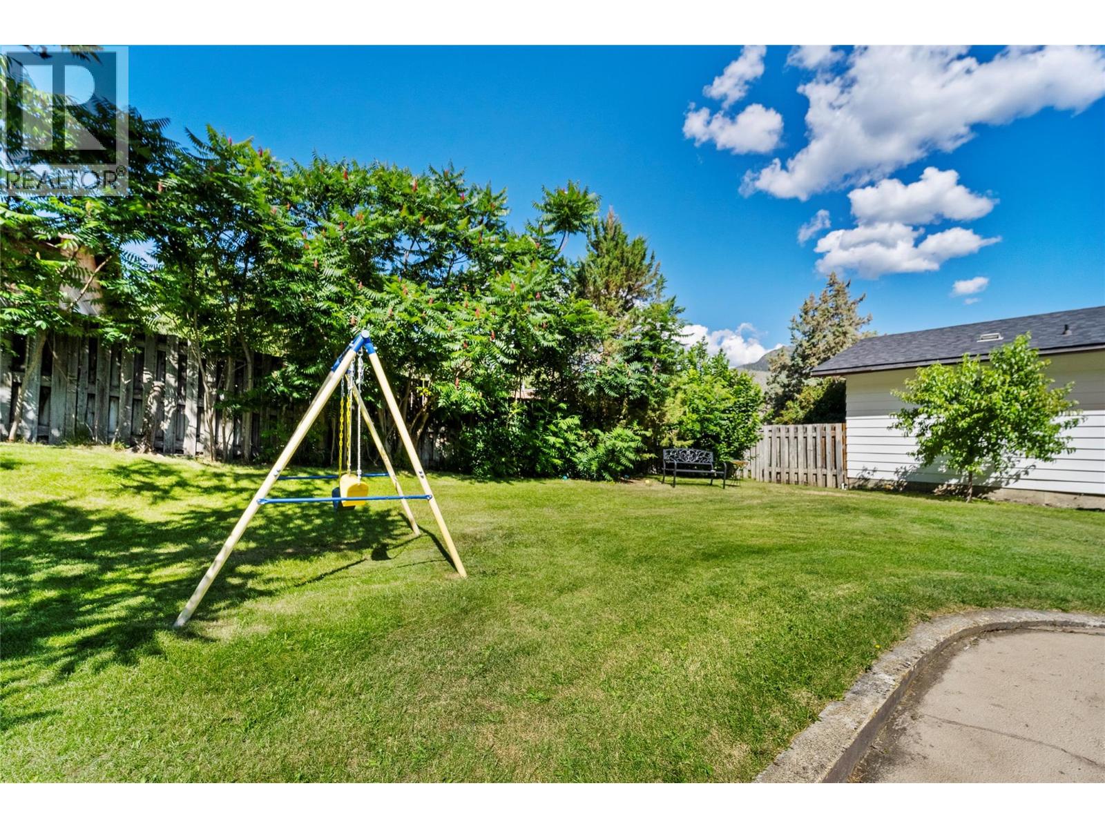 6860 Watson Drive W - Image 40